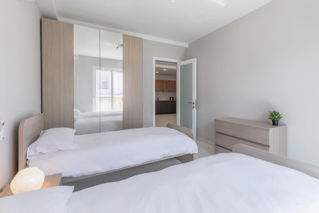 Exquisite Modern Luxury Apt In Central Malta - Walking Distance To The Restaurants & Night Life Is-Swieqi Exterior foto